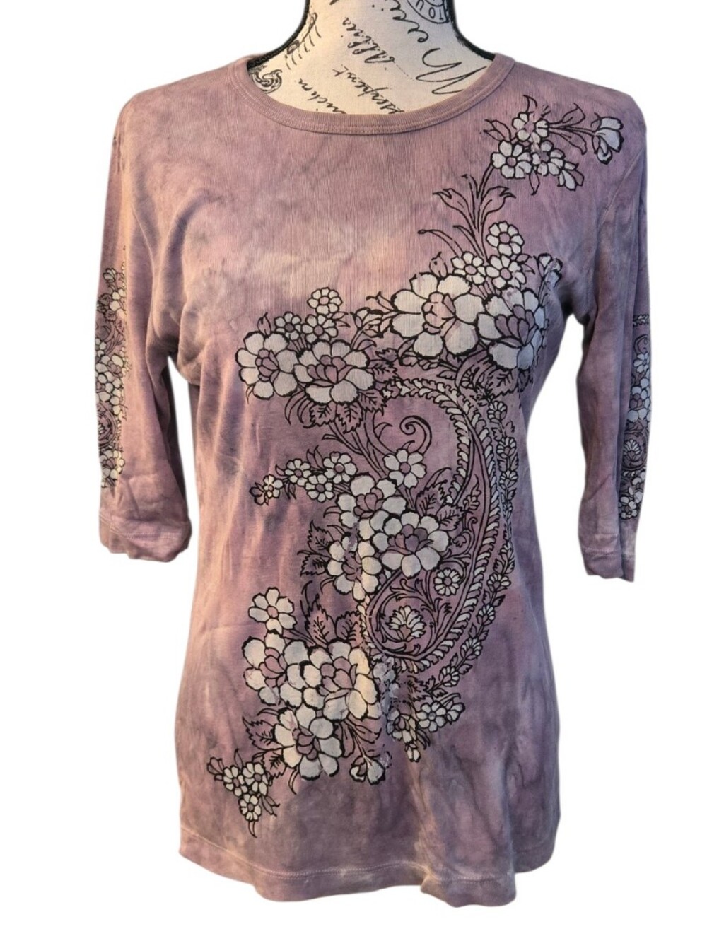 Soft Lavender Floral Paisley 3/4 Sleeve Tee